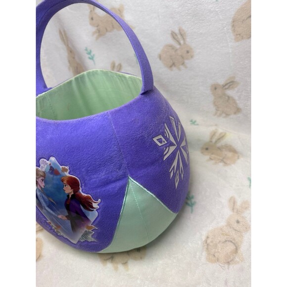 Disney Frozen And and Elsa Candy Basket/Bucket - Picture 3 of 7